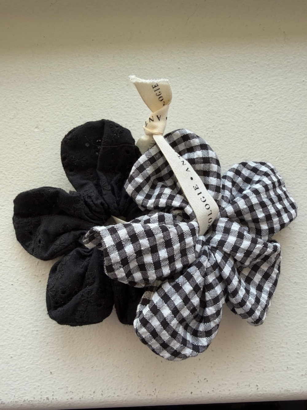 Anthropologie Black & Black Gingham Flower Hair Scrunchie Set